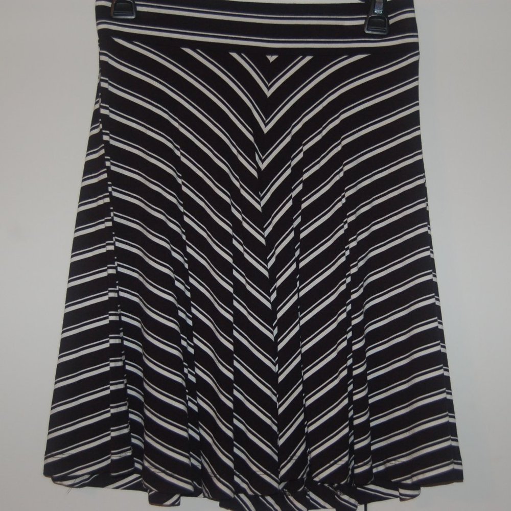 Bundle 3 for $15 Loft Striped Skirt